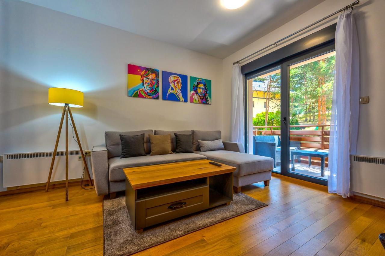 Vila Pekovic Green, Pine Trees View 2 Bedrooms Apartment Златибор Экстерьер фото