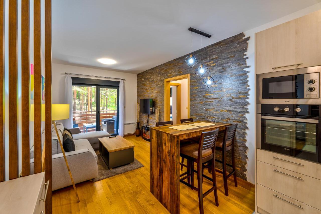 Vila Pekovic Green, Pine Trees View 2 Bedrooms Apartment Златибор Экстерьер фото