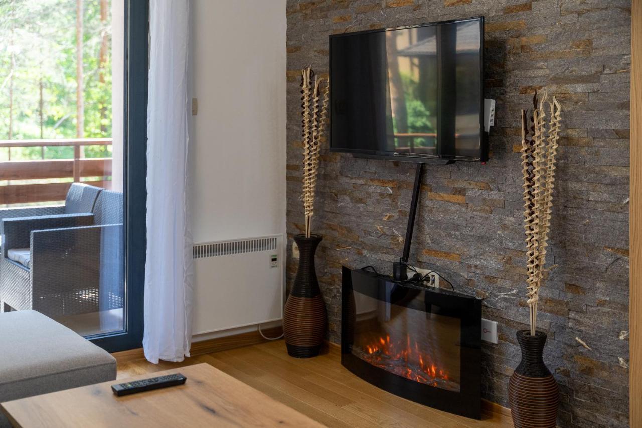 Vila Pekovic Green, Pine Trees View 2 Bedrooms Apartment Златибор Экстерьер фото